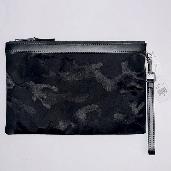 Michael Kors Kent camo Jacquard pouch - Picture 2 of 8